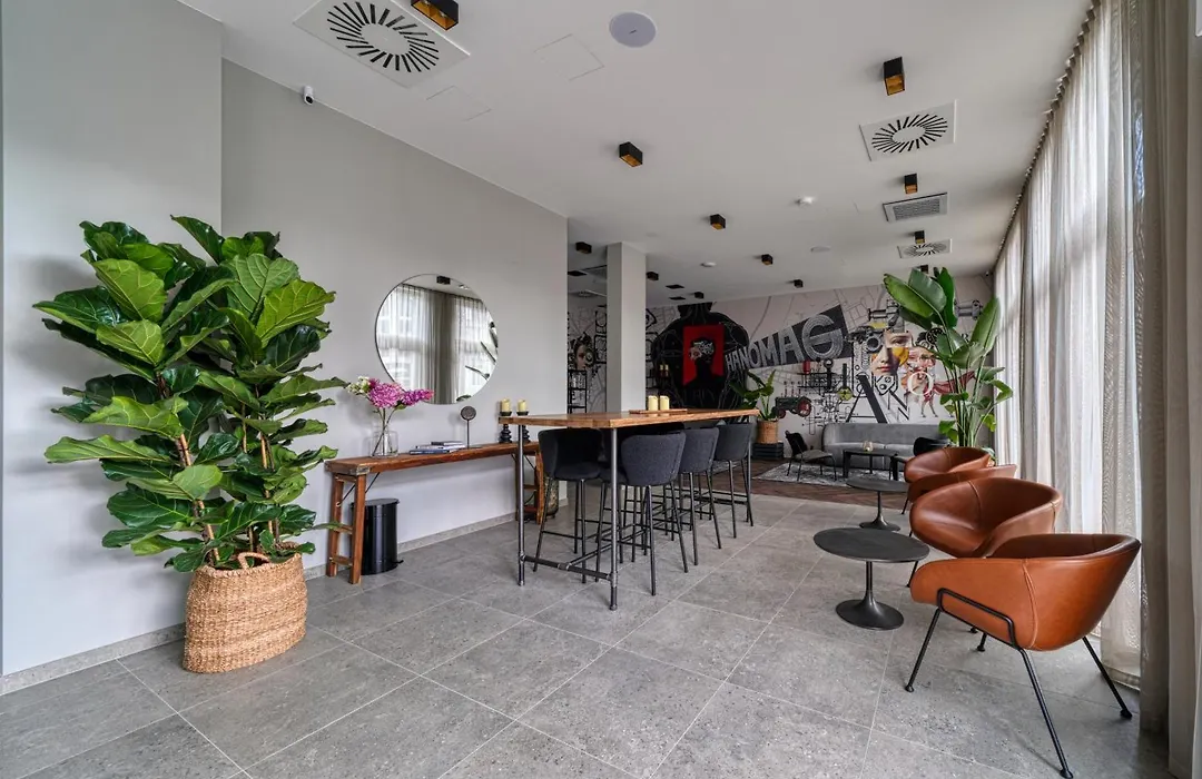 Ina Boutique Hannover-Linden - Digital Access - Self Check-In-1